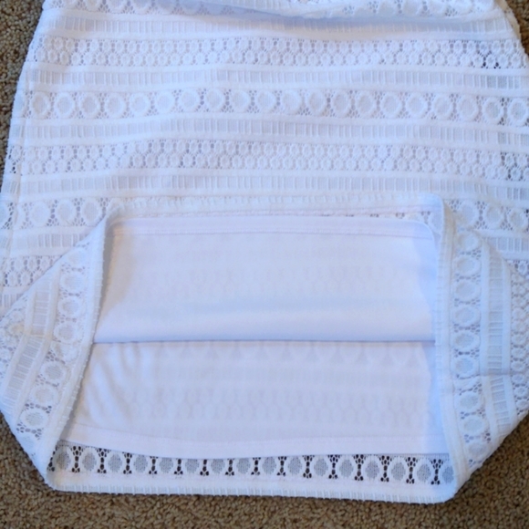 Lilly Pulitzer Arya Sleeveless Crochet Top Size Medium - Picture 5 of 11